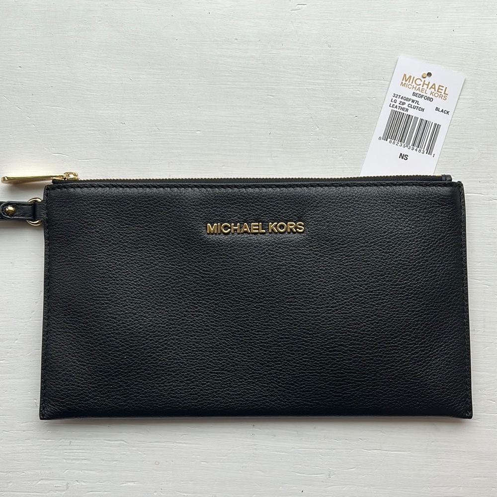 Michael Kors large pebbled leather wristlet/clutch